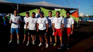 Colaboradores da Consciente em corrida do SESI