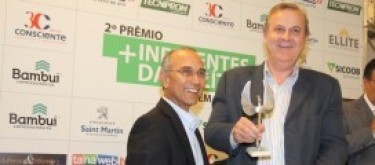 Convidados ilustres são recebidos no Vistta Parque Flamboyant